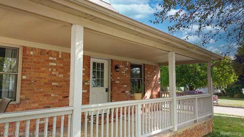 315 E Saint Clair St, Romeo, MI, 48065-5264 | Card Image