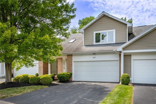 24 Chasewood Cir, Rochester, NY, 14618-5423 | Card Image