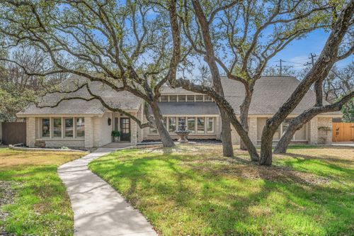 10601 Spicewood Pkwy, Austin, TX, 78750-3305 | Card Image