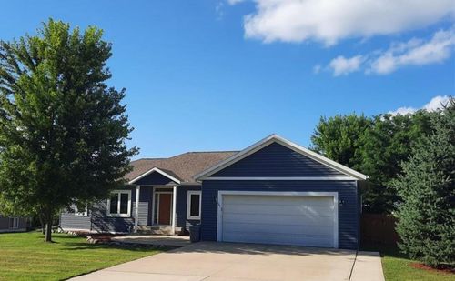 301 7th St Nw, New Richland, MN, 56072-2818 | Card Image