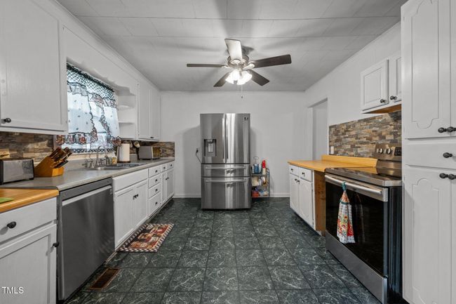 21-web-or-mls-_1307428 | Image 12
