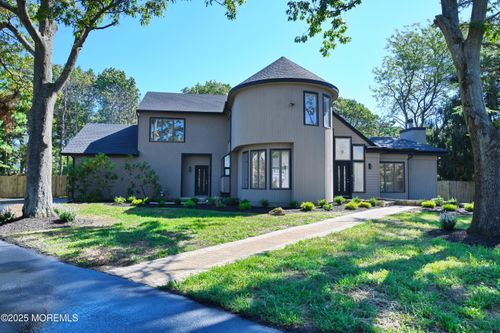 2100 Princeton Ct, Allenwood, NJ, 08720-7023 | Card Image