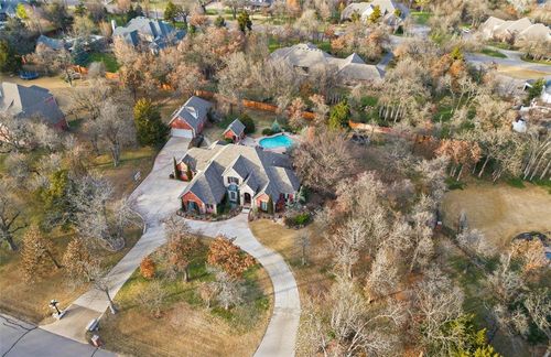 2701 Chaumont, Edmond, OK, 73034-9177 | Card Image