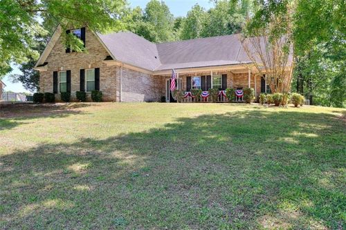 65 Stewart Hollow Ln, Covington, GA, 30016-5802 | Card Image