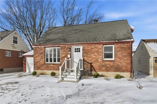 94 Danbury Dr, Cheektowaga, NY, 14225-2039 | Card Image