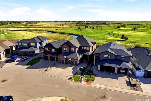 7502 Lilac Pl, Regina, SK, S4Y0B3 | Card Image