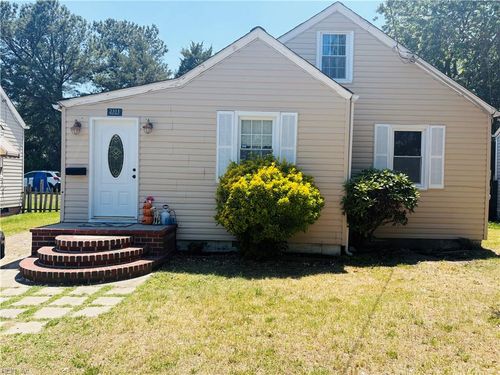 2311 Shoop Ave, Norfolk, VA, 23509-1722 | Card Image