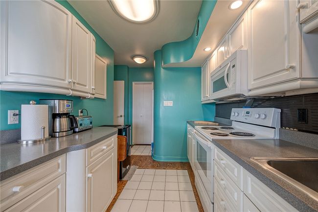 APT-26N - 320 Fort Duquesne Blvd, Condo with 1 bedrooms, 1 bathrooms and null parking in Pittsburgh PA | Image 19