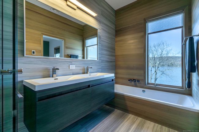Primary Bath | Image 13