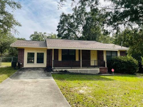 1776 Juniper Lake Rd, DeFuniak Springs, FL, 32433-8506 | Card Image