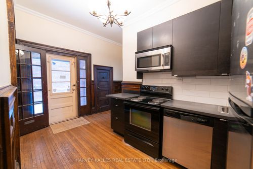 200-678 Huron St, Toronto, ON, M5R2R9 | Card Image