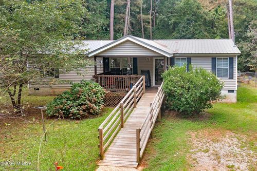 450 Lakeshore Dr, Jackson, GA, 30233-6544 | Card Image