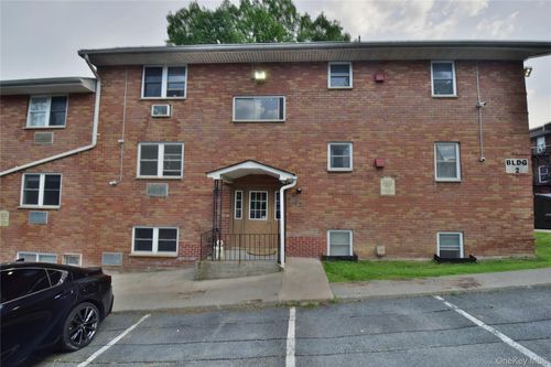 51 Leroy Pl, Newburgh, NY, 12550-3660 | Card Image