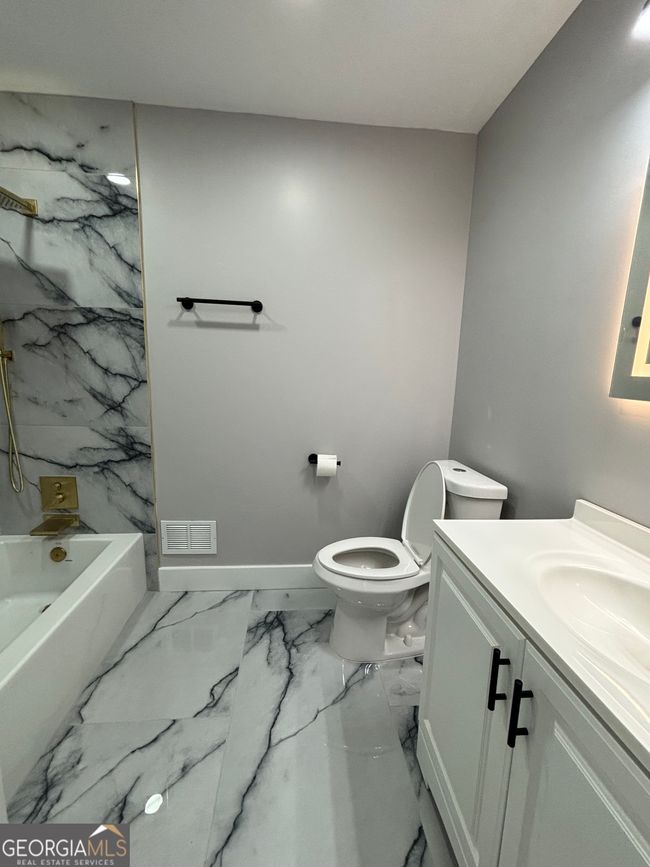 3340 Brenda Ln, House other with 3 bedrooms, 2 bathrooms and null parking in Lithia Springs GA | Image 5