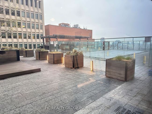 1706 - 57 St Joseph St, Condo with 2 bedrooms, 1 bathrooms and 1 parking in Toronto ON | Image 26