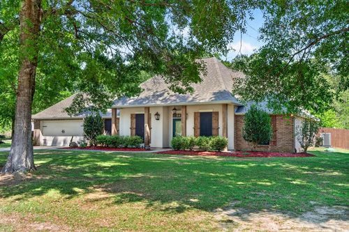 54 Ridge Crest Dr, Picayune, MS, 39466-7599 | Card Image