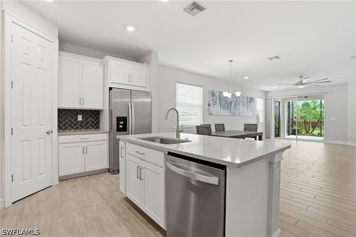 28009 Seasons Tide Ave, BONITA SPRINGS, FL, 34135-9073 | Card Image