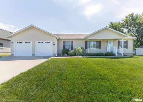 95 N 18th Street, Clinton, IA, 52732 | Card Image