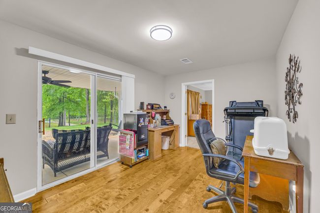 7616 Nicholson Rd, House other with 3 bedrooms, 2 bathrooms and 2 parking in cumming GA | Image 35