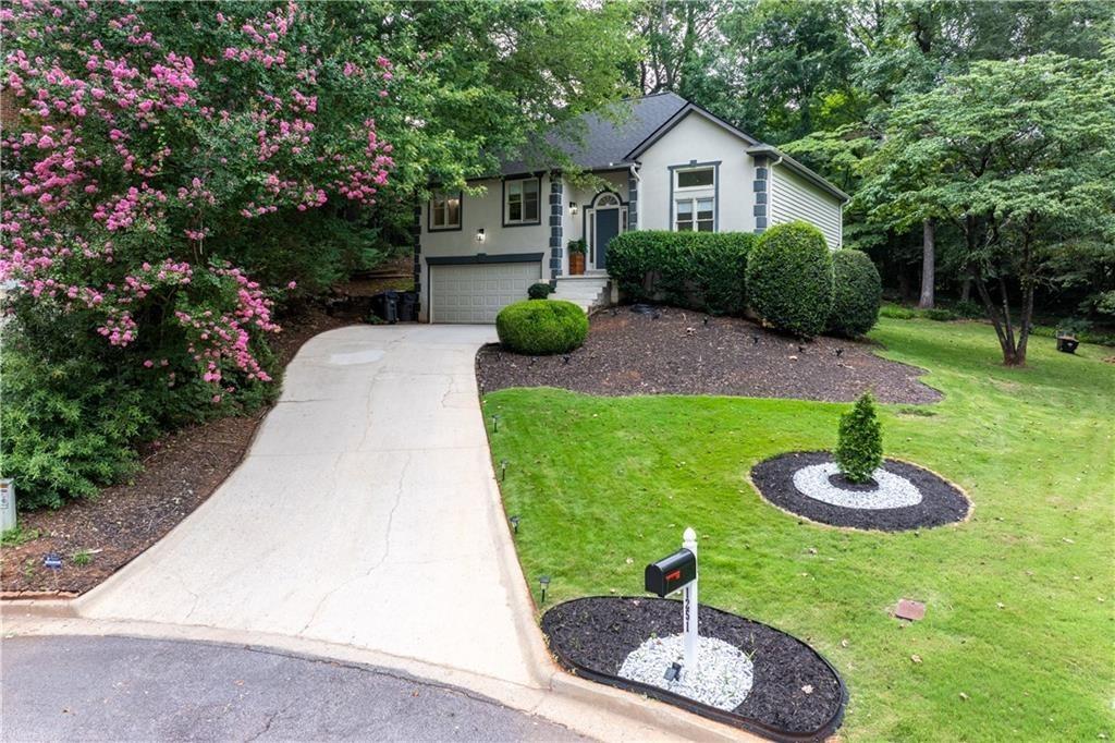 Raleigh Ct, Lawrenceville, GA 30043