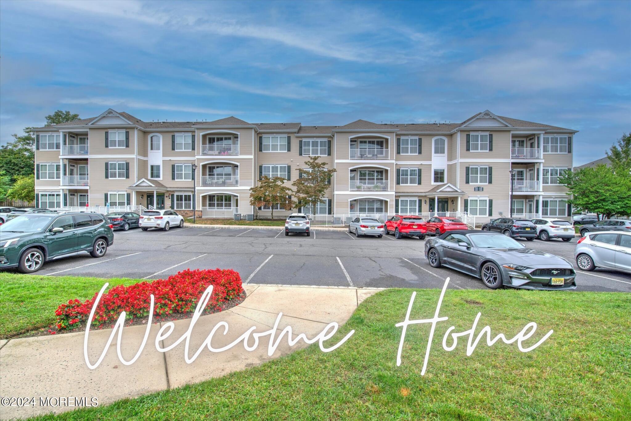 Sloan Ct, Matawan, NJ 07747