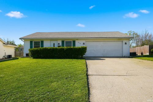 910 Aurora Knoll Lane, Fort Wayne, IN, 46825 | Card Image