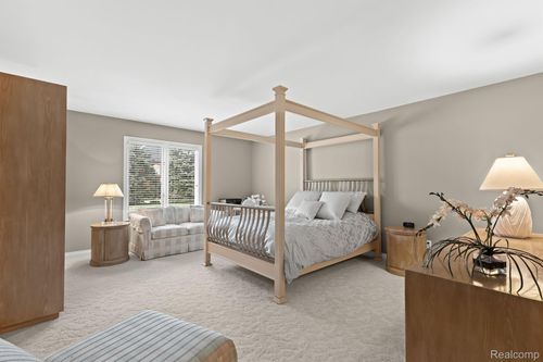 57563 Stonebriar Dr, Washington Township, MI, 48094-3171 | Card Image