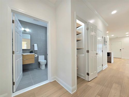 87 Pond View Dr, Port Washington, NY, 11050-2445 | Card Image