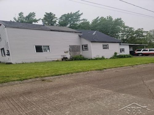 2723 Van Etten St, Saginaw, MI, 48601-3325 | Card Image