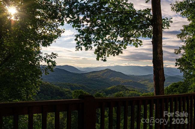 639 Deer Ridge Rd, House other with 2 bedrooms, 3 bathrooms and null parking in Bryson City NC | Image 35