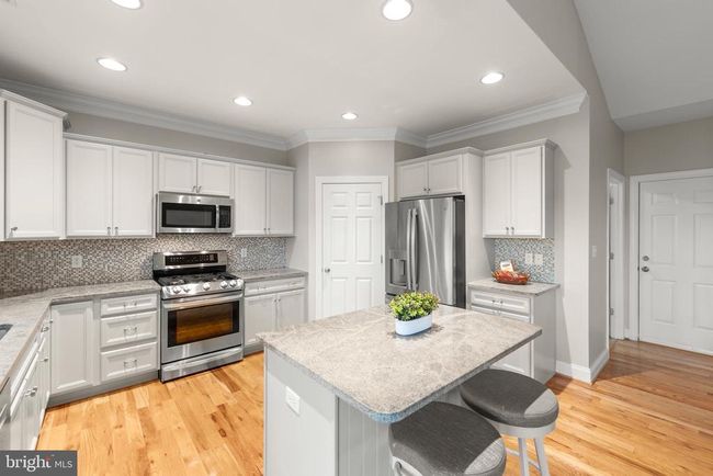 102 Abrams Pointe Blvd, House other with 3 bedrooms, 2 bathrooms and null parking in WINCHESTER VA | Image 4