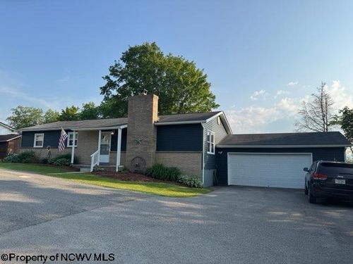 235 Hickory Dr, Elkins, WV, 26241-9539 | Card Image