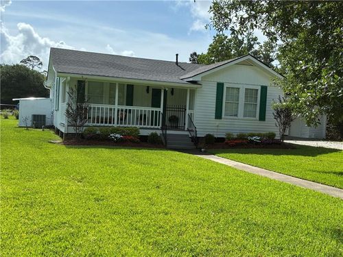 225 Magnolia St, Mandeville, LA, 70448-4539 | Card Image