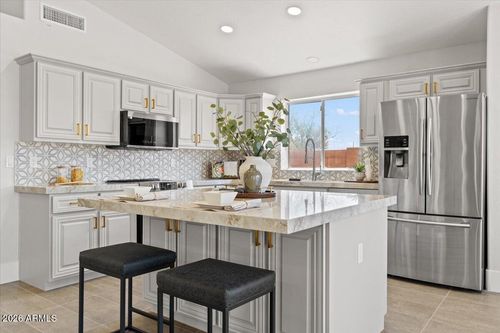 16830 S 42nd St, Phoenix, AZ, 85048-7001 | Card Image