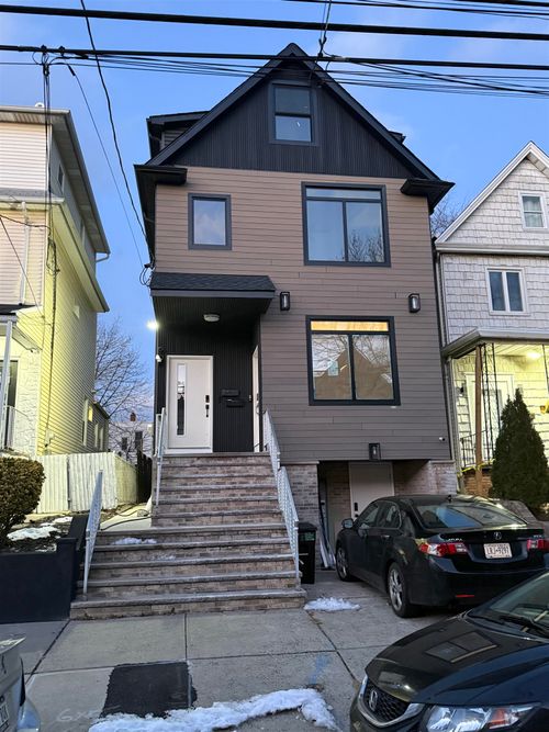 2-23 E 44th St, Bayonne, NJ, 07002-4807 | Card Image