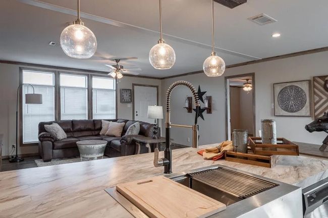18105 County Rd, House other with 3 bedrooms, 2 bathrooms and null parking in Stanton TX | Image 6