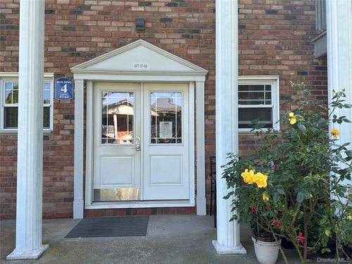 63-63 Fairharbor Dr, Patchogue, NY, 11772-3320 | Card Image