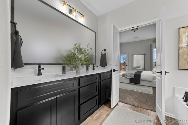 6133 S 320 Th East Ave, House other with 3 bedrooms, 3 bathrooms and null parking in Broken Arrow OK | Image 37