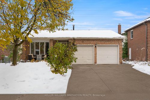 50 Old Forest Cres, Kitchener, ON, N2N2A3 | Card Image