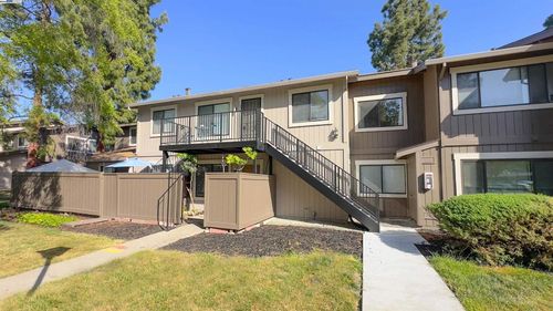 214 Galano Plz, Union City, CA, 94587-3736 | Card Image