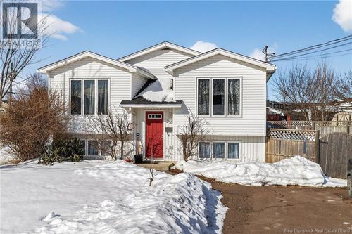 28 Hemmer Jane Dr, Moncton, NB, E1G2H4 | Card Image