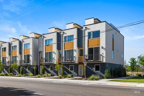 2218 W Kootenai St, Boise, ID, 83705-5952 | Card Image