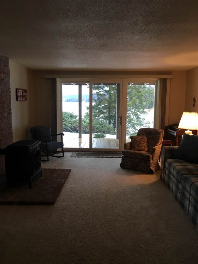 14 Pioneer Pt, Condo with 3 bedrooms, 3 bathrooms and null parking in Grantham NH | Image 9