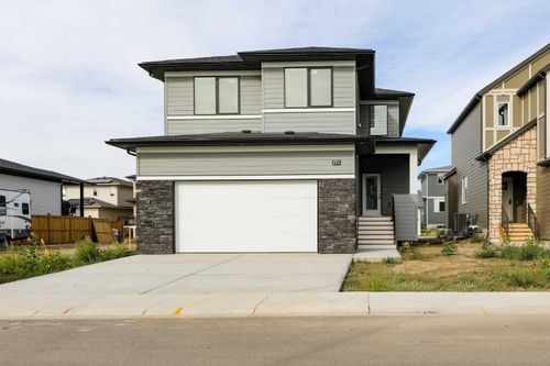 664 Devonia Rd W, Lethbridge, AB, T1J5W3 | Card Image