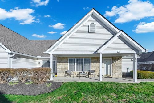 7858 Meadowlark Ln N, Reynoldsburg, OH, 43068-8182 | Card Image