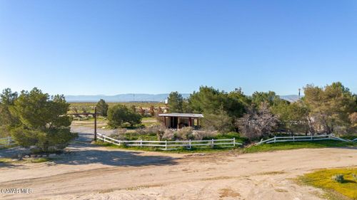 3353 W Avenue C, Lancaster, CA, 93536-9500 | Card Image