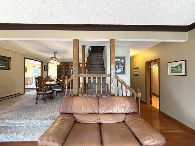 Living Room | Image 40