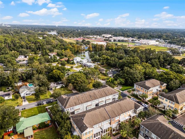 533 - 533 Lanark Ct, Townhouse with 4 bedrooms, 4 bathrooms and null parking in Orlando FL | Image 53