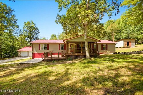 207 Chestnut Hill Rd, New Tazewell, TN, 37825-2425 | Card Image
