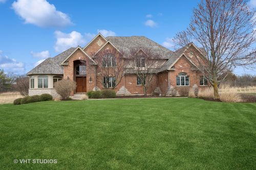 1541 W Longwood Dr, Bull Valley, IL, 60098-7948 | Card Image